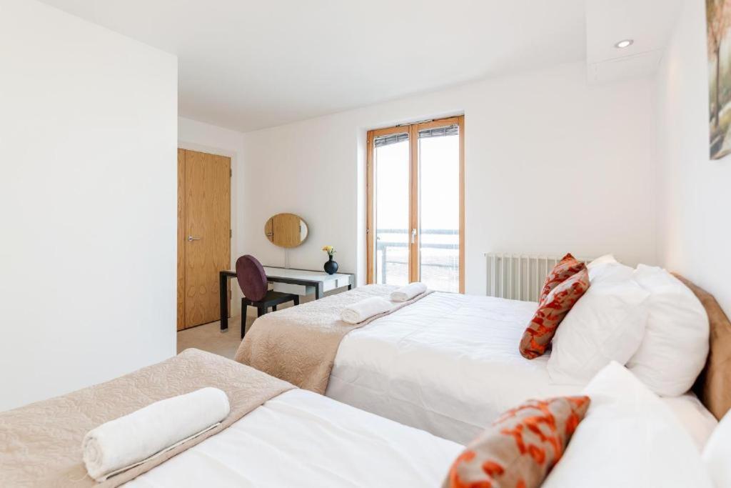 Excel Dock Apartments Londra Esterno foto